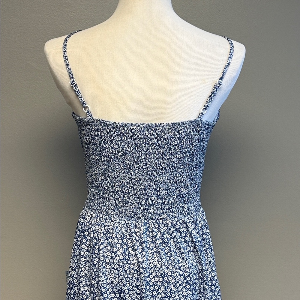 Angashion Floral Midi Dress Size L Blue Button Front Sleeveless - Picture 6 of 7